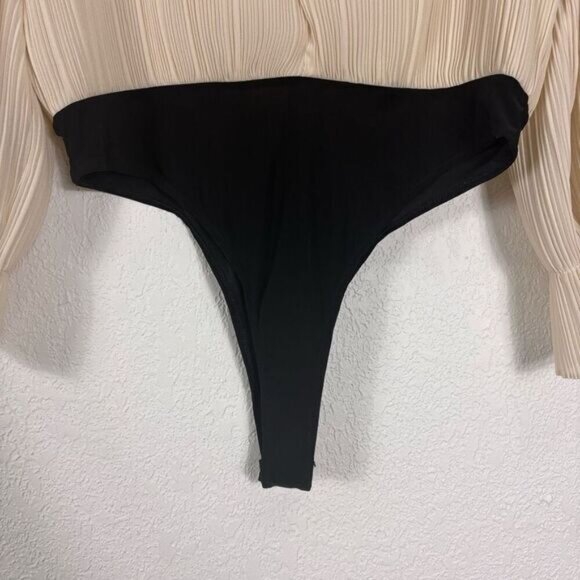 MISA Rana Thong Bodysuit H260 Cream V Neck Long Sleeve Size Medium New without T - Picture 5 of 11
